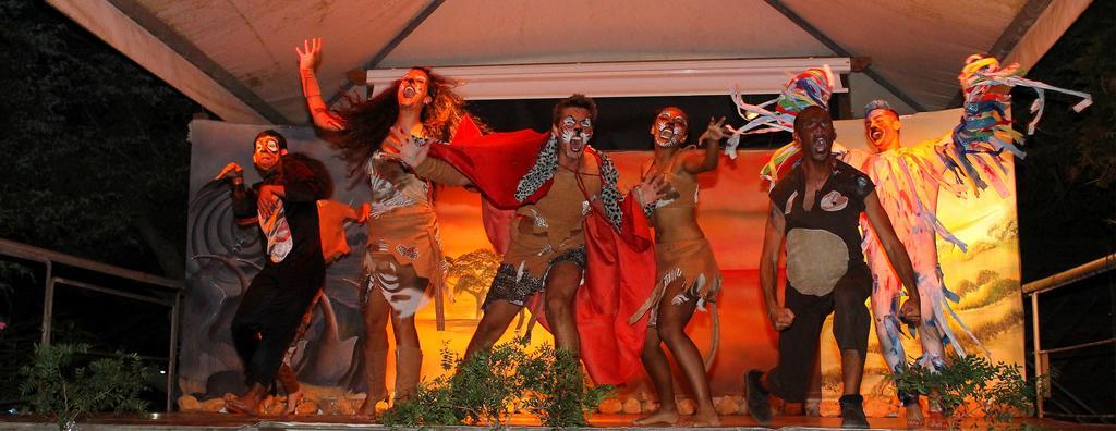 Le Esperidi Camping Ecoresort مارينا دي بيبونا المظهر الخارجي الصورة